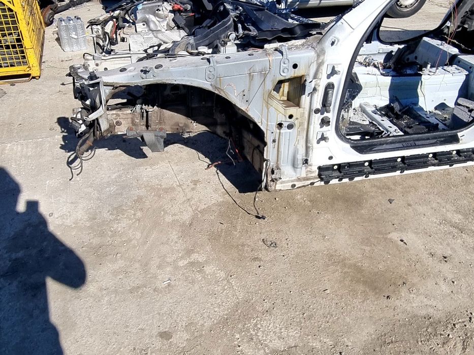 Aripa stanga fata Bmw 5 (F10) [Fabr 2011-2016] 2.0 N47D20 160KW / 218C