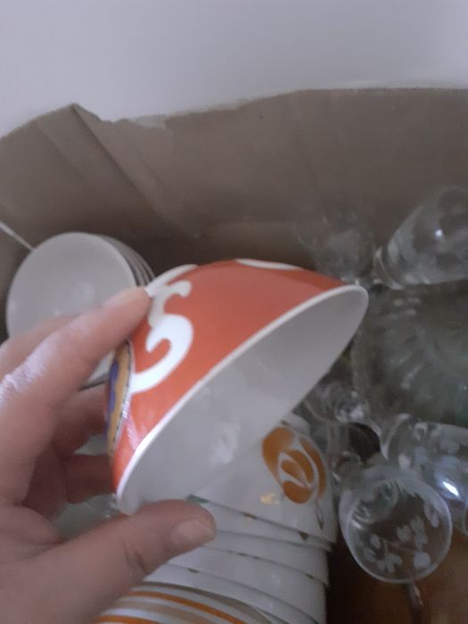 Ыдыс аяктар сатылады