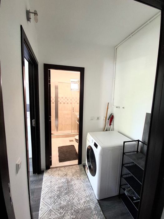 Apartament 3 camere, complet renovat, mobilat parțial, la doar 150 m de Plajă – Centru Mangalia