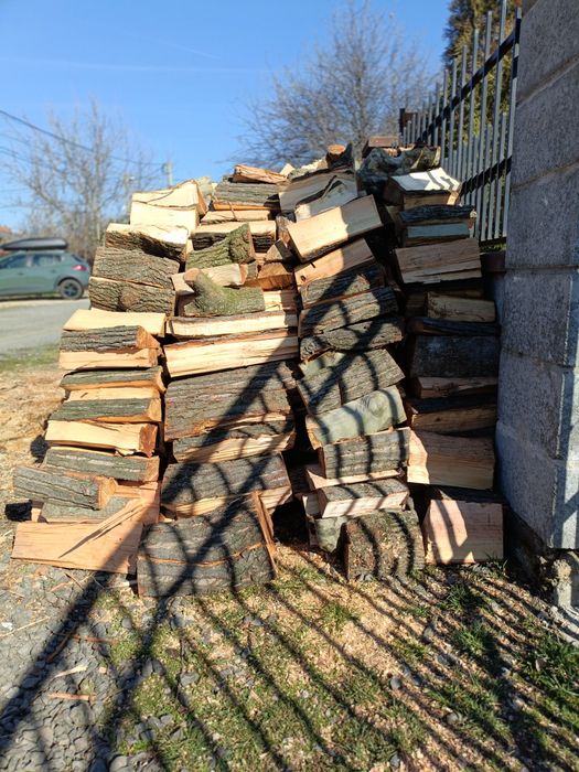 Vind lemne de foc sparte