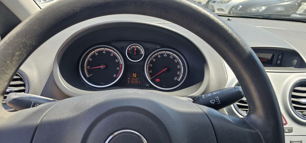 Vand Opel Corsa AUTOMAT