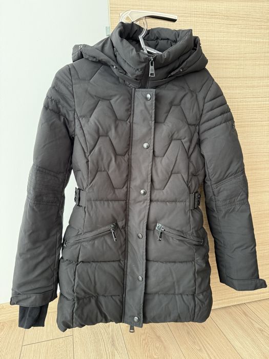 Зимно яке цвят-черно