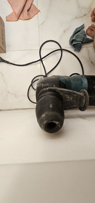 Перфоратор Makita