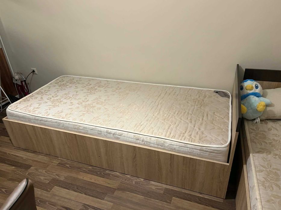 Eдинично легло с матрак ЕЛИТÉ. 200x90