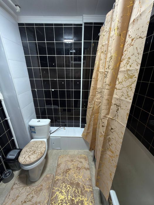 Guliver 3 xonali 76 m2 1-qavat sotiladi