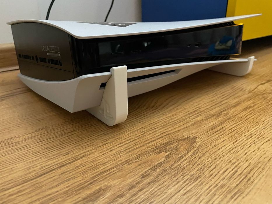 Suporti de PS 5 printati 3 D