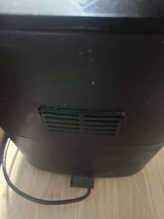 Продам МУЛЬТИВАРКУ в хорошем состояние