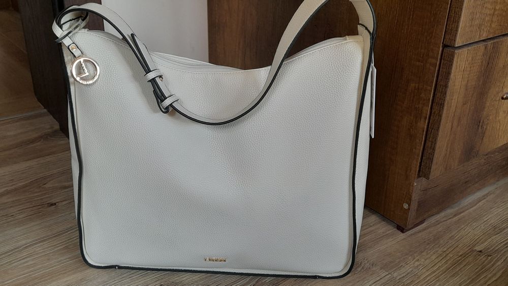 Нова дамска чанта   L.Credi