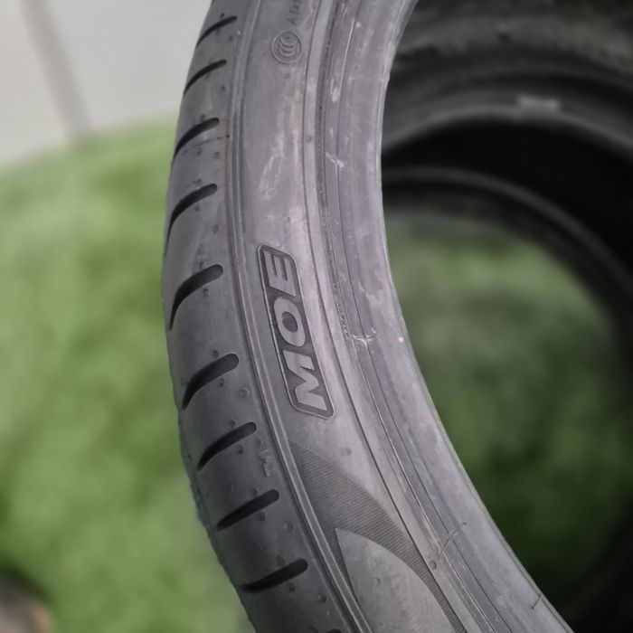 255 35 19 Pirelli runflat
