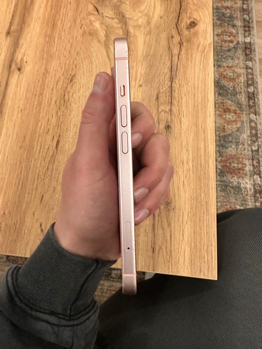 İphone 15 pink 128 gb