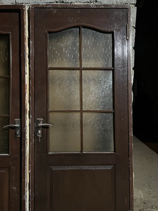 Межкомнатные двери продаю