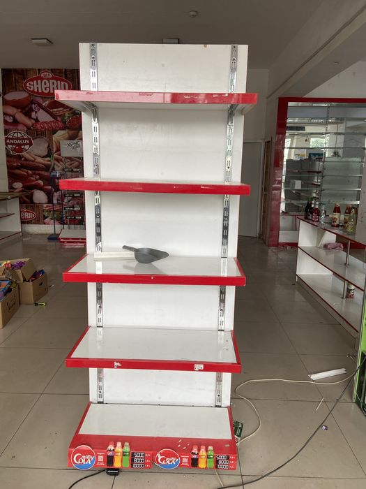 Dokon uchun vetrina garantya