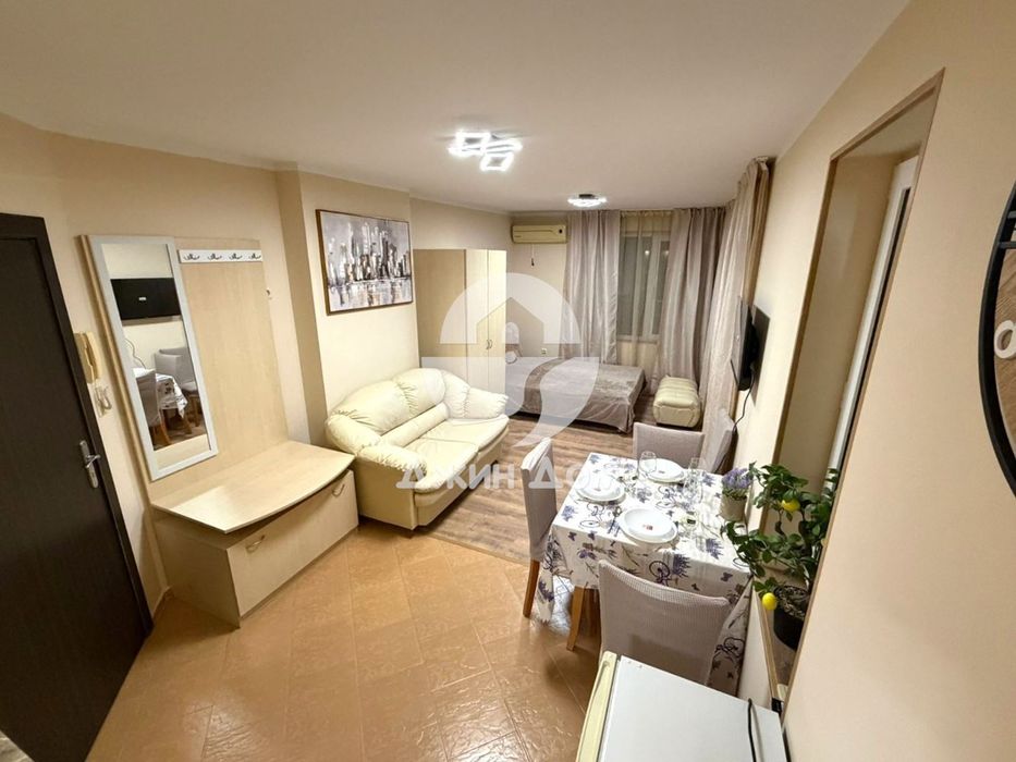 Продава се Едностаен апартамент в к.к. Слънчев бряг - 70 кв.м за 415 €/кв.м - Снимка #1