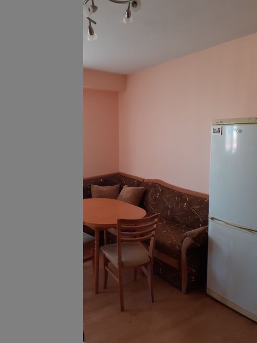 Дава се под наем Двустаен апартамент в Велико Търново, Колю Фичето - 60 кв.м за 280.5 € - Снимка #2