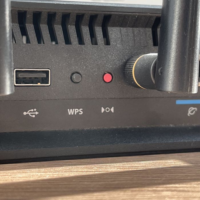 Роутер ASUS AC3200