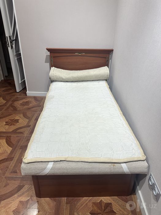 продается кровать