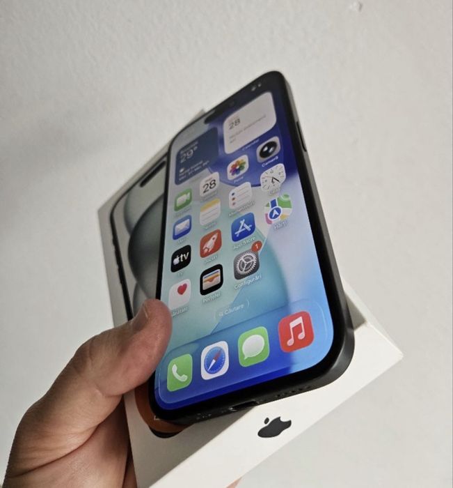 Iphone15 simplu.