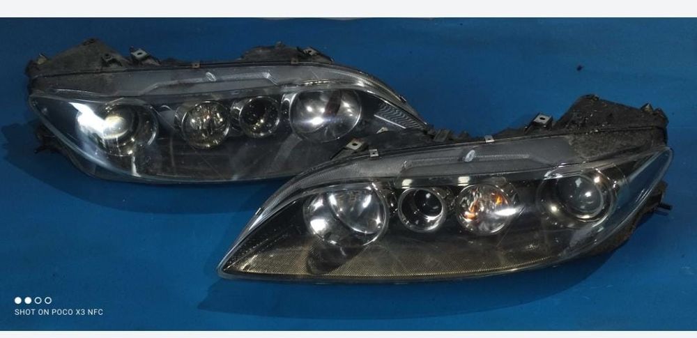 Far Stanga dreapta Mazda 6, si cu Xenon Fundal Negru European