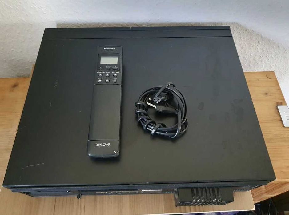 video Panasonic NV-FS88EG Super VHS telecomanda originala