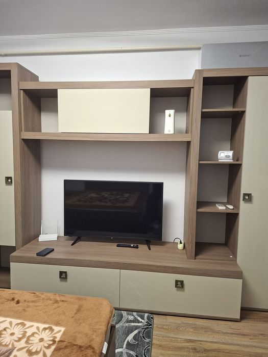 Închiriez garsoniera