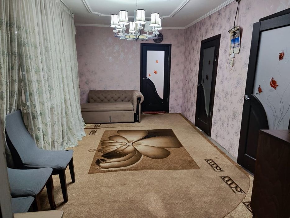 4 бөлмелі үй сатылады.