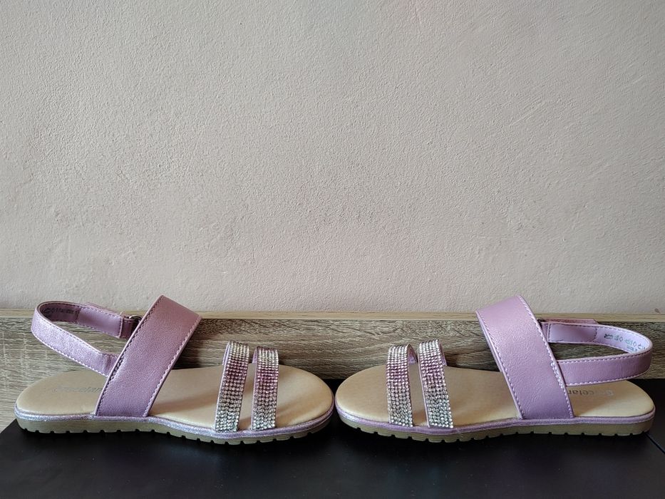 нови, Deichmann, №31/- 50% отстъпка