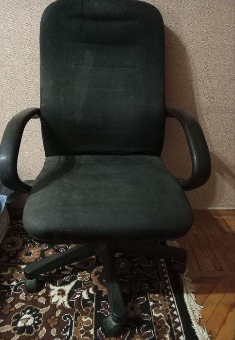Кресло офисное бу , нужно только обшить