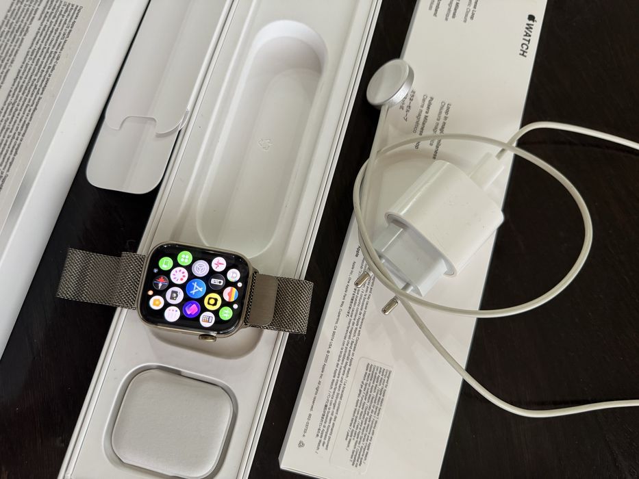 Смарт часовник Apple Watch 7,Cellular, 45mm,Gold Milanese Loop