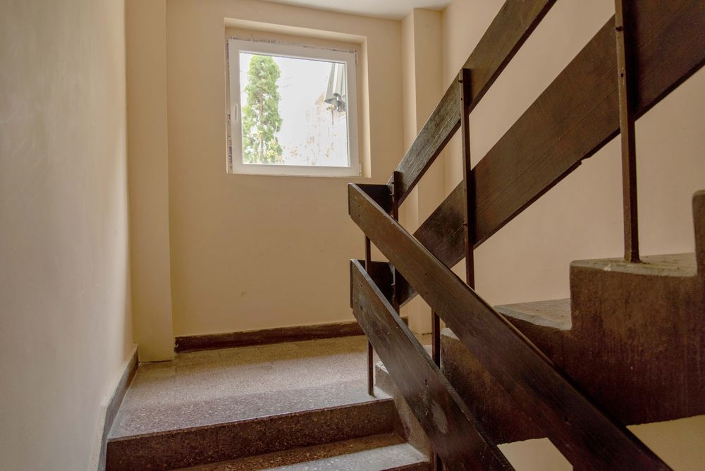 Продава се Тристаен апартамент в ж.Южен парк - 100 кв.м за 2680 €/кв.м - Снимка #16