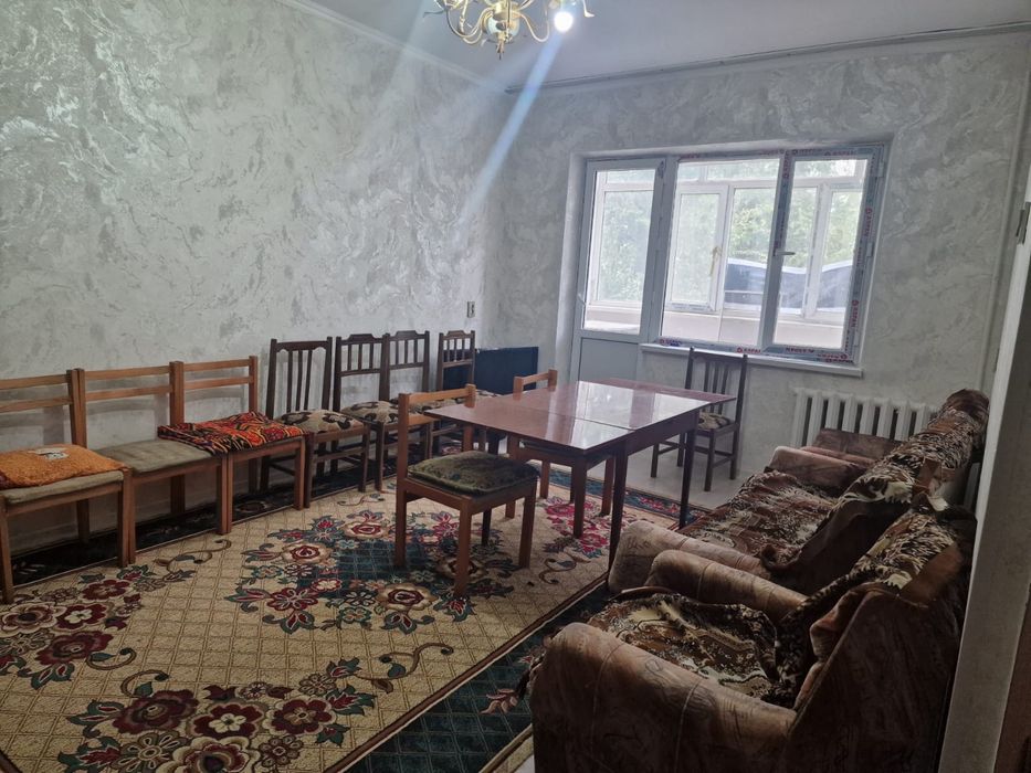 Продам 4-х комнатную квартиру