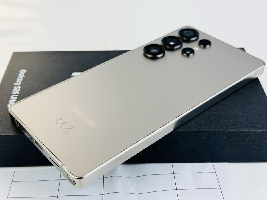 Samsung S25 Ultra 5G 256GB Titanium Gray 100% Батерия 2г. Гаранция!