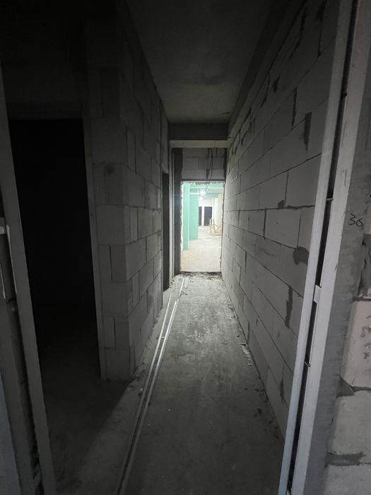 Срочно Юнусобод Ориентр 72 бозор