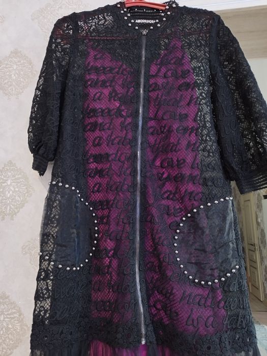 Продам платье 35000 тг