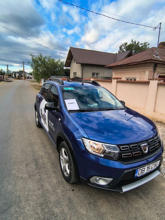 Vand flota bolt uber cu masini colantate activ pe Targoviste