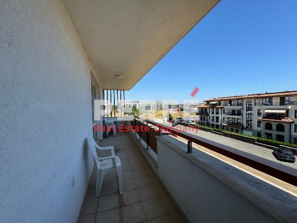 Продава се Тристаен апартамент в Бургас, Сарафово - 119 кв.м за 1807 €/кв.м - Снимка #9