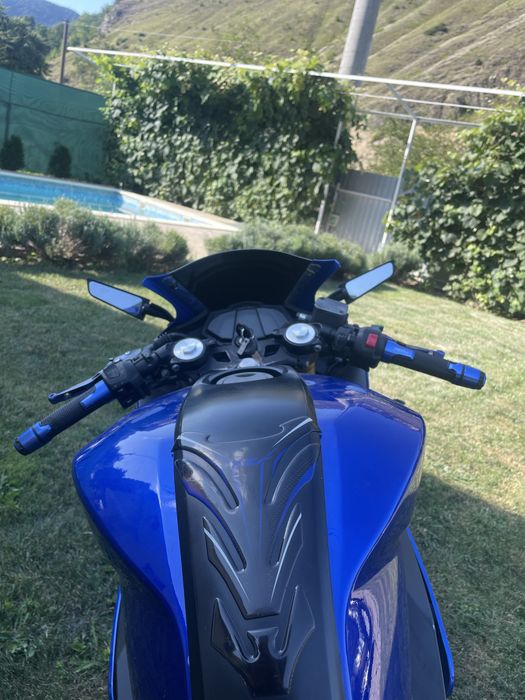 Yamaha yzf r-125