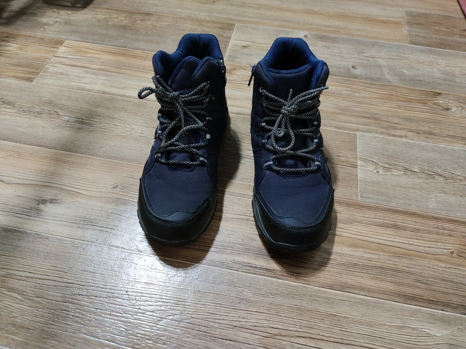 Осенние ботинки 38 размер