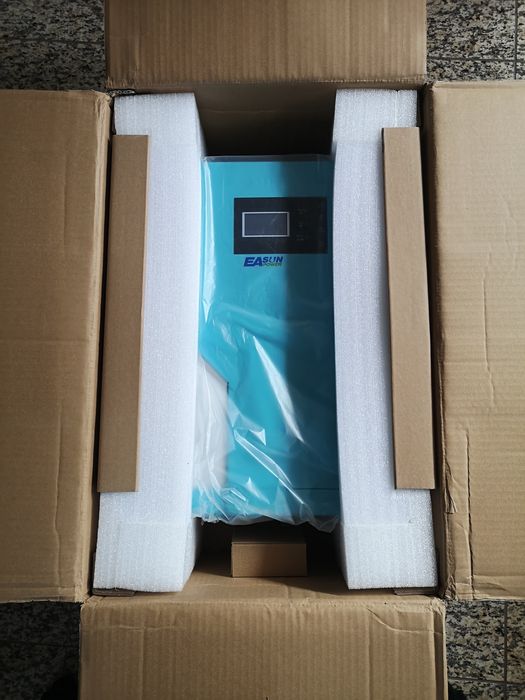 Соларен инвертор EA SUN хибриден мрежови  5.5 kw