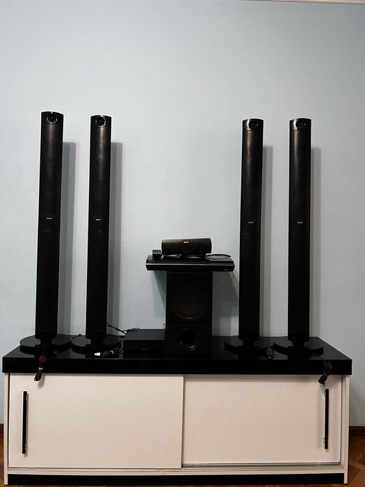 Домашний кинотетар SONY HBD-SZ1000W с колонками и сабуфером в отлич со