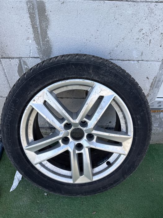 Vând jante audi 225\50 R17
