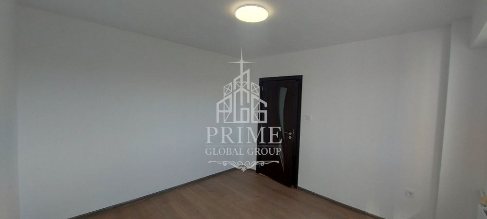 Апартамент след основен ремонт с три отделни стаи в ж.к. Изгрев