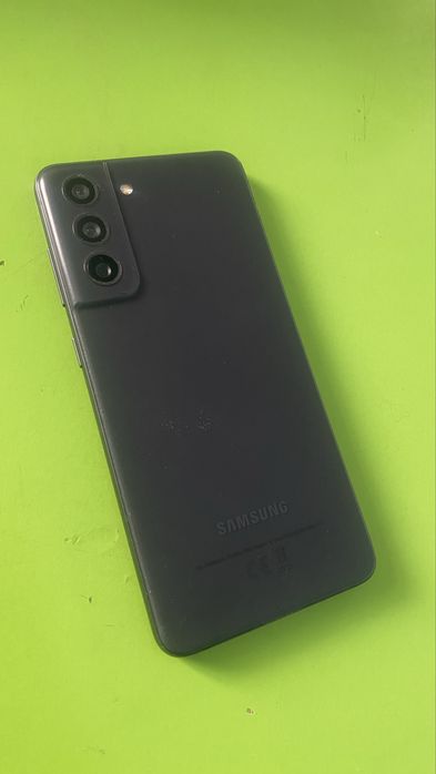 Samsung Galaxy S21FE 5G 128/8GB, SnapDragon 888.