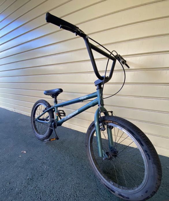 BMX CRUZER зеленого цвета