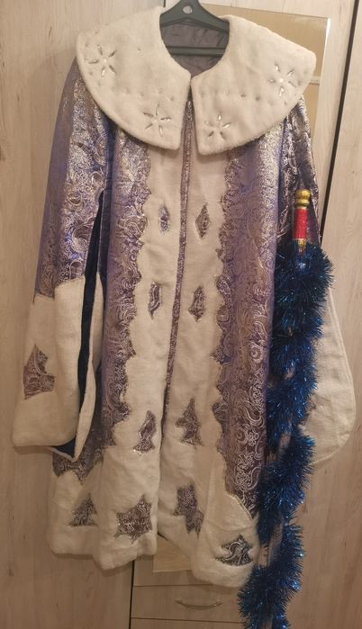 Продаётся костюм Деда Мороза