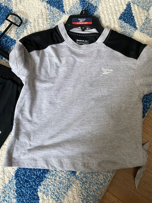 Reebok tricou pantaloni compleu sport fata