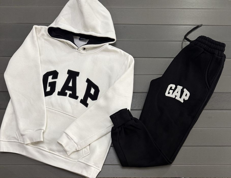 Терция  костюм с начесом Размер: 10-11 лет Цена:  250.000 сум