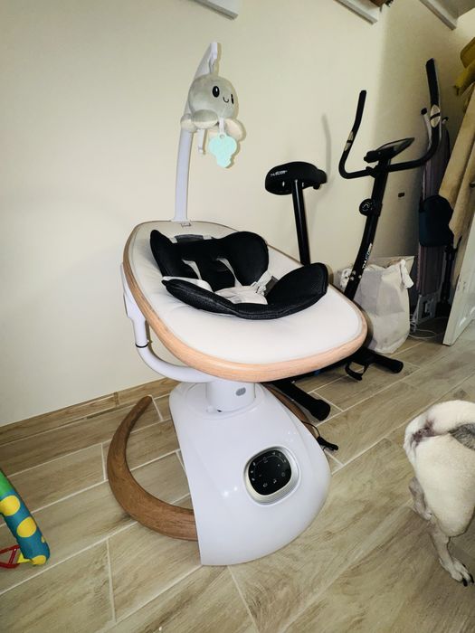 Електрическа люлка Cangaroo - Triumph + Подарък Активна гимнастика