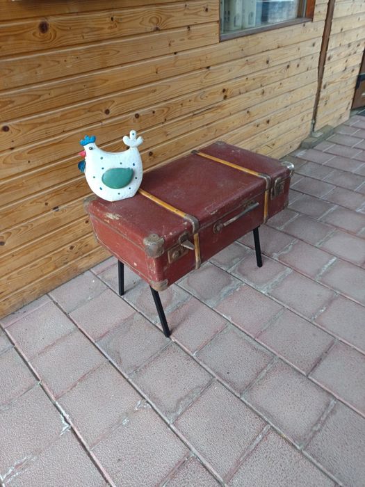 Valiza - măsuță și ladita depozitare