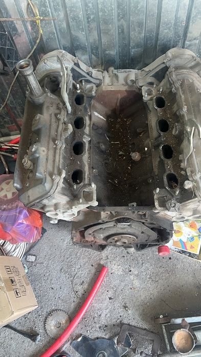 Двигатель на крузак 4.7