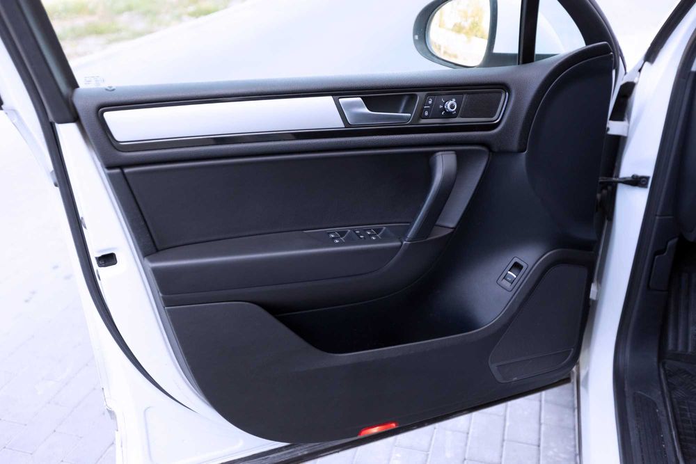 VOLKSWAGEN Touareg 2013 — imagine 5